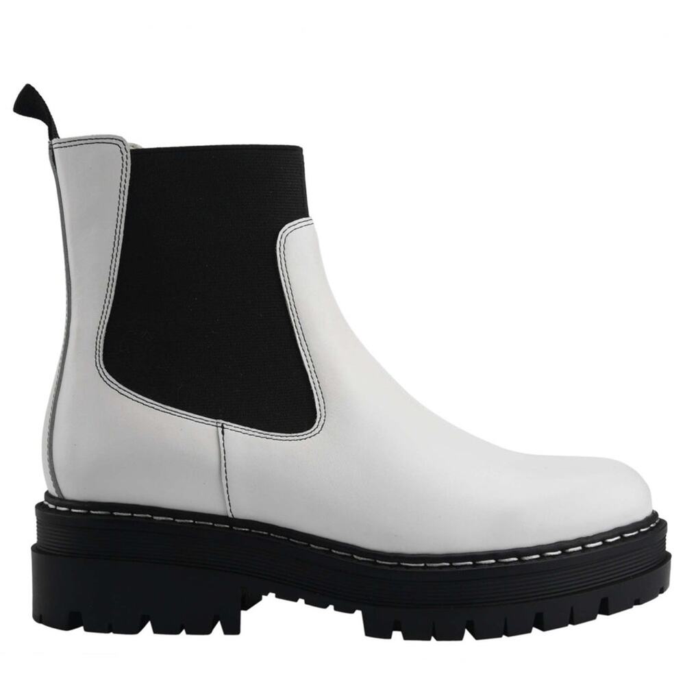 Marc Fisher Patrick Lug Sole Bootie Size 9 New